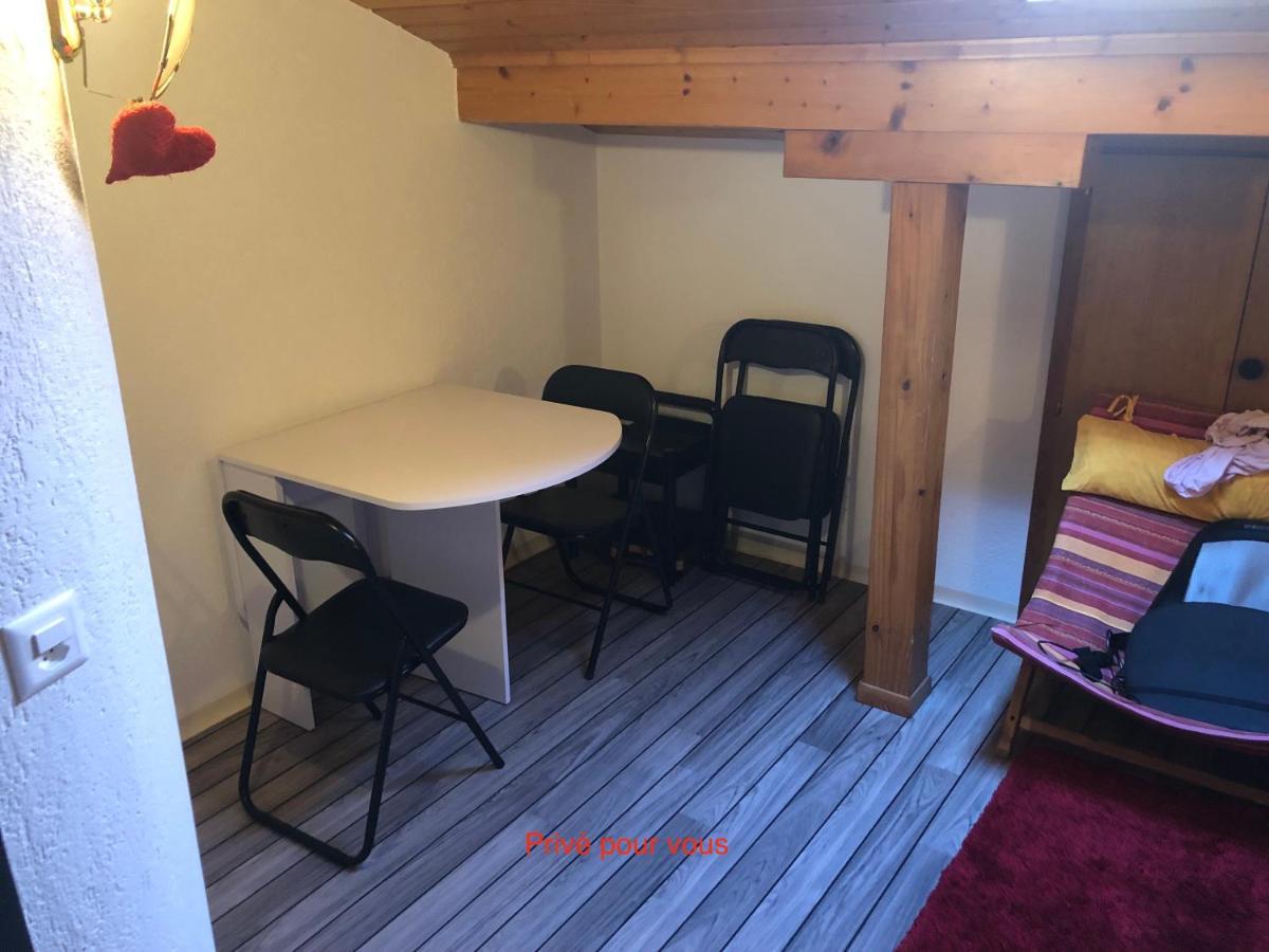 Logement Chez L'Habitant Etage Independant Grone Luaran gambar
